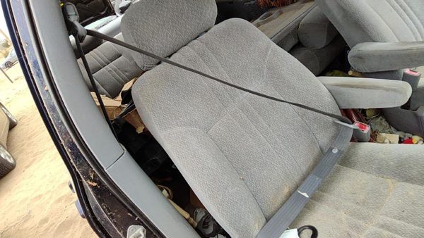 01-03 Sienna Passenger Right Front Seat Belt Retractor Oem Shoulder Gray 11 — photo 2