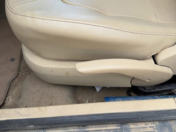 2003-2010 Vw Beetle Convertible Driver Left Side Seat Trim Panel Oem Tan — photo 1