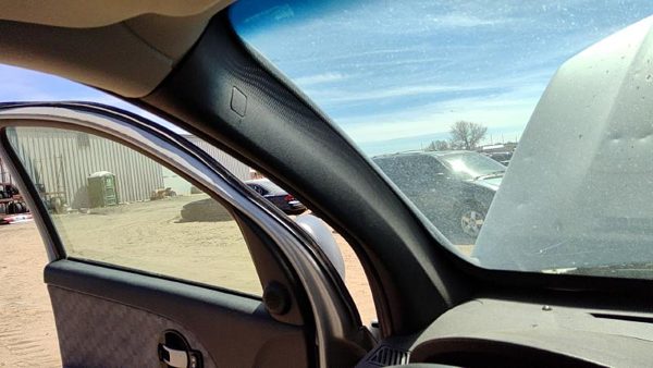 05-09 Chevy Equinox Driver Left A Pillar Trim Windshield Post Panel Oem — photo 2