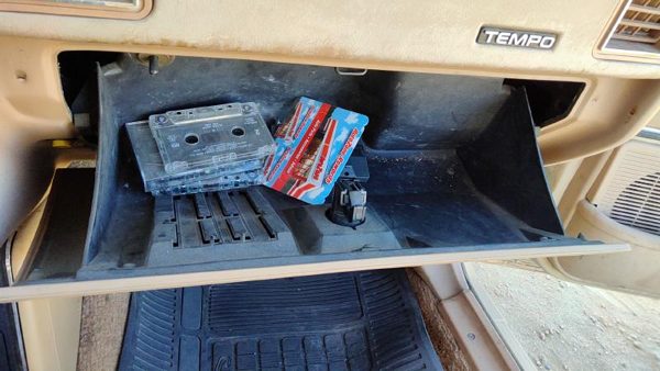 1984-1987 Ford Tempo Glove Box Assembly Complete Door With Latch Oem Tan — photo 5