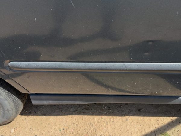 96-00 Civic Passenger Right Rear Moulding From Door Back Trim Strip Blue B-73M — photo 4