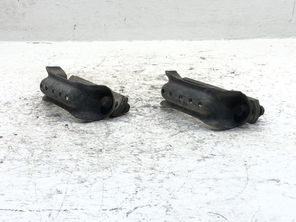 1986 Chevrolet Corvette Leaf Spring Front Chevy C4 Complete Set Of Mounting — photo 5