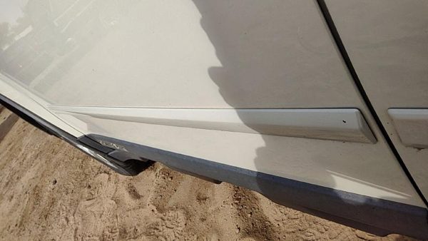 10-14 Legacy Outback Driver Left Front Upper Moulding From Door Trim Satin White — photo 4