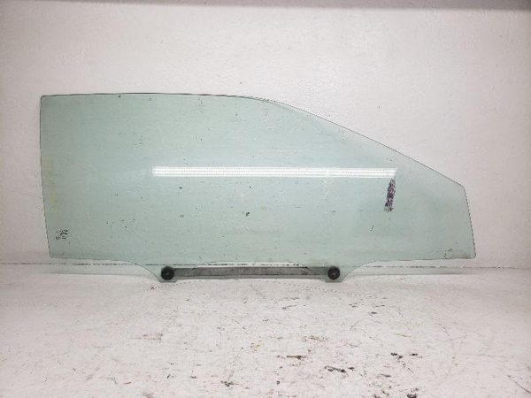 1996 Saturn S Series Front Door Glass/window RH Free Shipping — photo 1