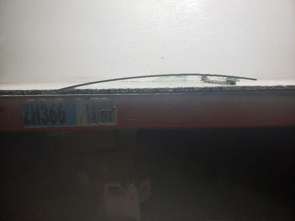 1996 Saturn S Series Front Door Glass/window RH Free Shipping — photo 7