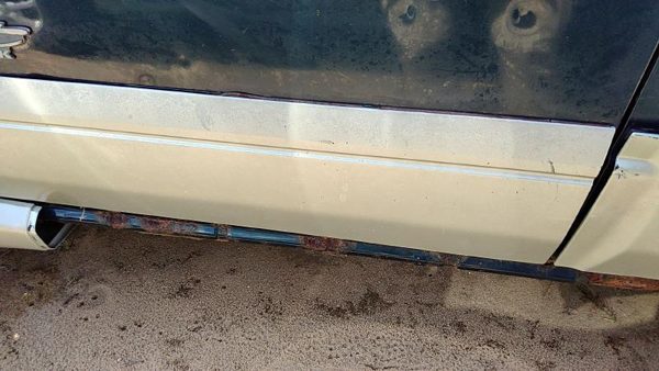 1996-1997 Suzuki Sidekick Driver Left Front Moulding From Door Oem Trim Strip — photo 3