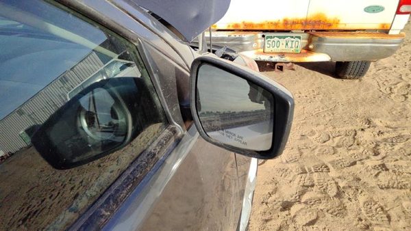 2015-2019 Nissan Versa Passenger Right Side Mirror Door Mounted Oem Gray Kad — photo 7