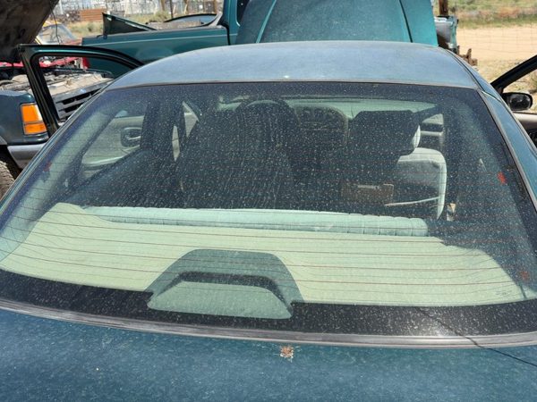95-01 Chevy Lumina 4 Door Sedan Heated Back Glass Rear Window OEM 10165836 — photo 5