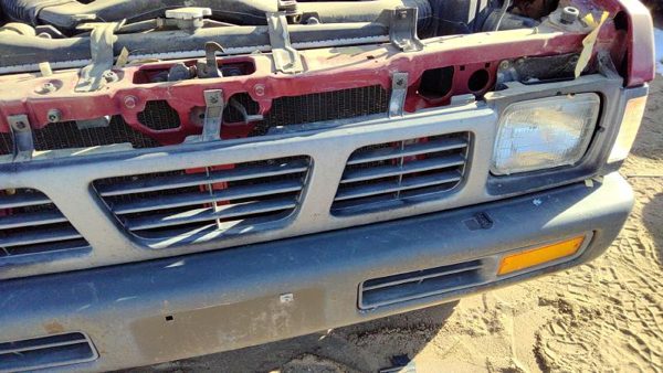 1993-1997 Nissan Hardbody Front Grille Assembly Oem Black 6231055G00 — photo 4