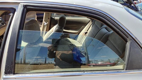 1994-1997 Honda Accord Driver Left Rear Side Window Door Glass Oem Back 4289476 — photo 2