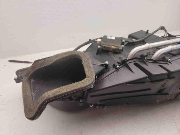 2007 Lincoln Navigator Rear Heater Housing Assembly Oem Back — photo 2