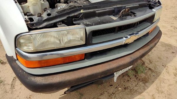 1999 S10/s15/sonoma Truck Grille S10 Pickup White 50U — photo 2