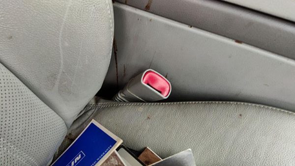 03-05 Lincoln Aviator Passenger Right Front Seat Belt Buckle Receiver Gray Bl — photo 1