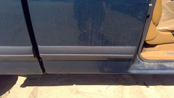 92-94 Dodge Dakota Passenger Right Quarter Moulding From Cab Oem Trim Strip — photo 1