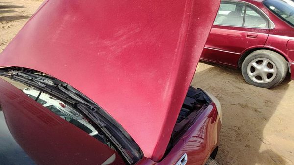 2007 Buick Lucerne Hood Crimson 86U 20803354 — photo 4
