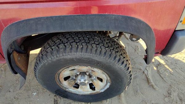 1995-1997 Nissan Hardbody Passenger Right Front Wheel Flare Moulding Oem Fender — photo 4