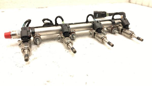 2014-2020 Buick Regal Complete Fuel Rail With Injectors Set Loaded Oem 2.0L — photo 6