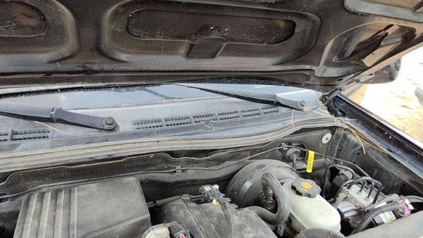2004-2012 Gmc Canyon Windshield Wiper Cowl Vent Trim Panel Oem Cover — photo 5
