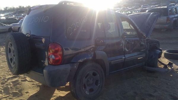 2004 Jeep Liberty — vehicle photo 6