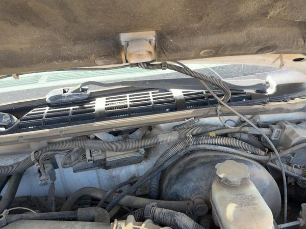 2001 Chevy S10 Blazer Driver Left Windshield Wiper Arm Blade Lever 15043065 — photo 1