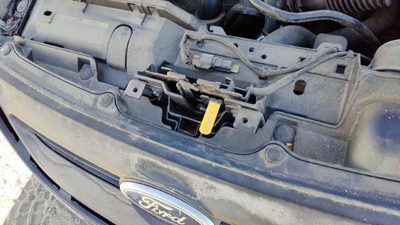 2011-2019 Ford Fiesta Hood Latch Assembly With Bracket Oem Ce8z16138c
