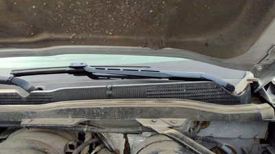 2014-19 Silverado 1500 Driver Left Windshield Wiper Arm Oem Blade Lever 84372499