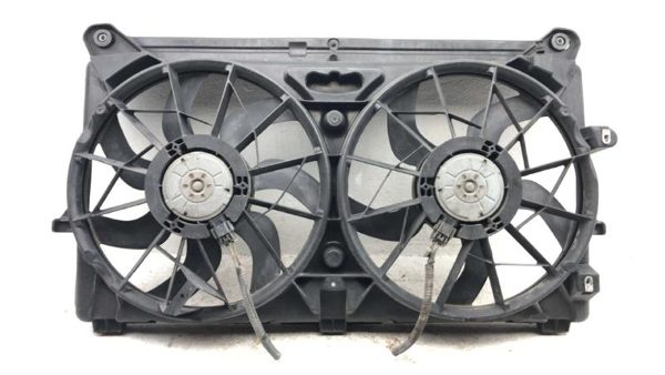 2007-2014 Gmc Yukon Electric Cooling Fan Assembly Oem With Motors 15895879 — photo 1