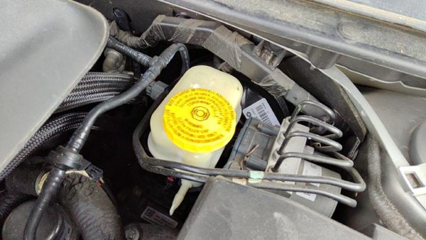 2015-2017 Chrysler 200 Power Brake Booster With Master Cylinder Pair Set Oem — photo 4