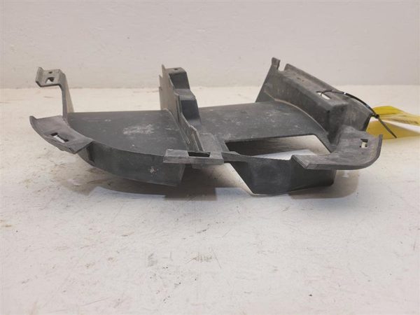 2016 Ram 1500 Grille RH Air Bracket Only — photo 5