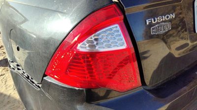 2010-2012 Ford Fusion Driver Left Tail Light Brake Lamp Oem Rear Crack