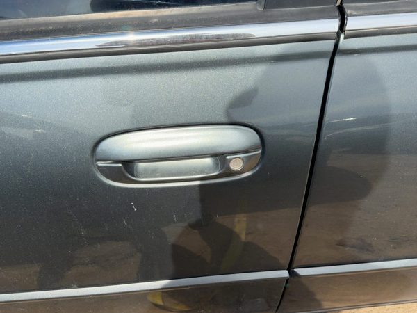 98-04 Seville Driver Left Front Outside Door Handle 4 Door Thunder Gray 88U — photo 1