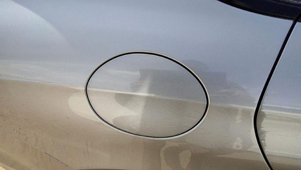 15-17 Chrysler 200 Fuel Tank Door With Hinge Gas Lid Filler Billet Silver Psc — photo 4