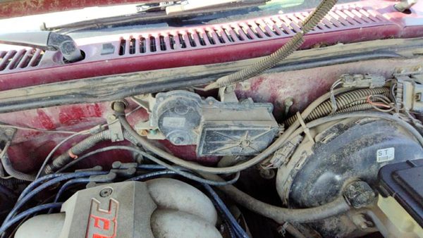 1993 Chevrolet S10 Blazer Wiper Motor Front — photo 1