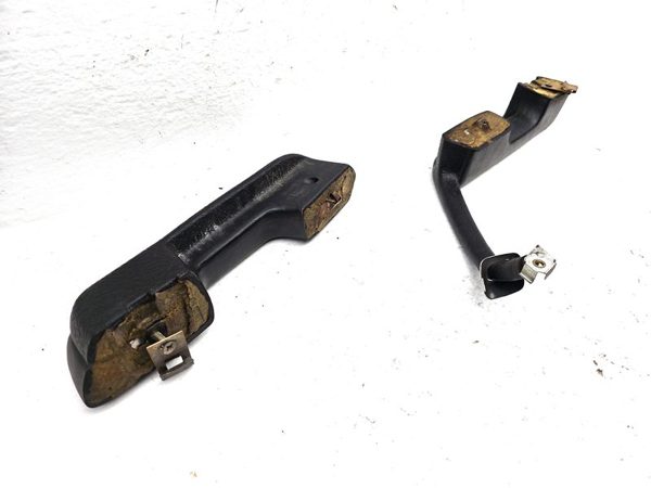 1980 Mercedes 450Sl Front Door Arm Rest Set Pair Oem 107 — photo 11
