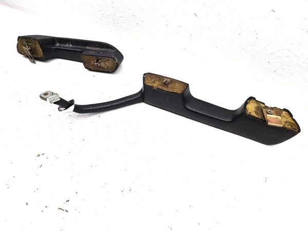 1980 Mercedes 450Sl Front Door Arm Rest Set Pair Oem 107 — photo 10