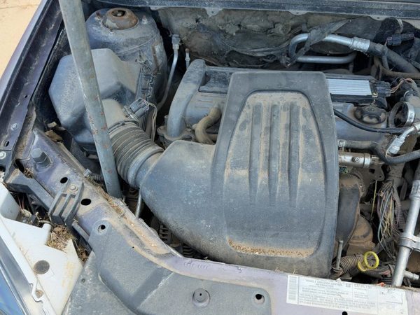 05-08 Cobalt Complete Air Intake Cleaner Filter Box Housing With Tube Oem 2.2L — photo 1
