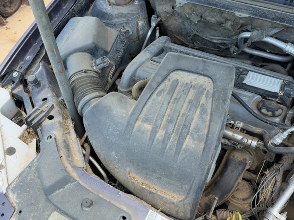 05-08 Cobalt Complete Air Intake Cleaner Filter Box Housing With Tube Oem 2.2L — photo 4