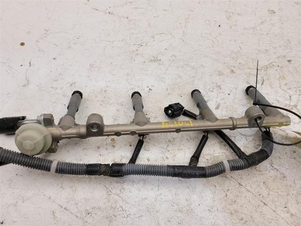 2003 Toyota Camry Misc Fuel Injection Parts Complete Rail With Injectors OEM — photo 4