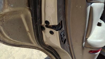 1997-2004 Buick Century Driver Left Rear Door Latch With Rods/Cables Oem Back