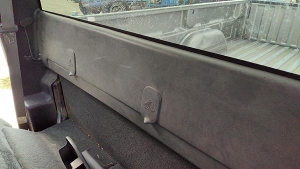 02 Sierra 2500 Hd Rear Trim Panel Behind Seat Below Back Glass Oem Graphite 12d — photo 3
