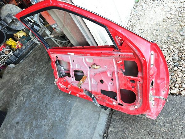 1993 Pontiac Grand Prix Driver Left Front Door 2 Door Red LH 12504873 — photo 14