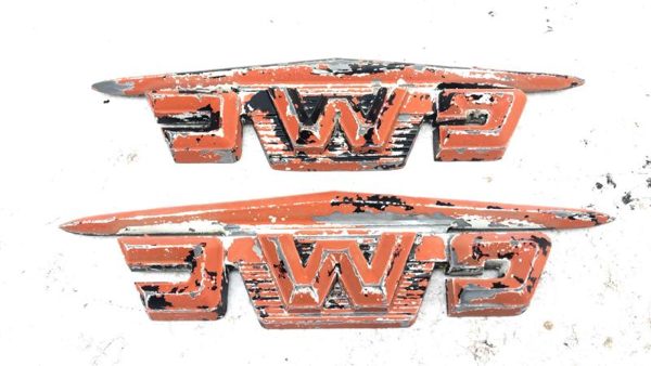 1958 Chevy Gmc 300 Full Size Fender Emblems Badges Pair Set Oem 2362154 — photo 5