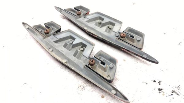 1958 Chevy Gmc 300 Full Size Fender Emblems Badges Pair Set Oem 2362154 — photo 12
