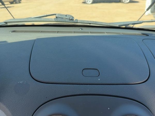 2006 Chevy HHR Center Upper Dash Cubby Storage Compartment OEM Gray LS 15834790 — photo 2