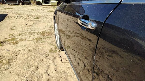 2011 Chevrolet Malibu Front Door LH 58U Black Granite — photo 4