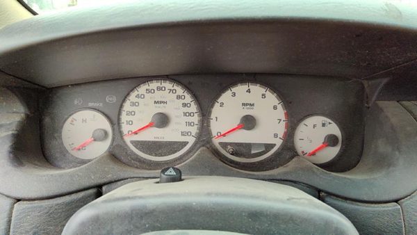 2003-2005 Dodge Neon Speedometer Cluster Instrument Gauges Panel Oem Dash — photo 2
