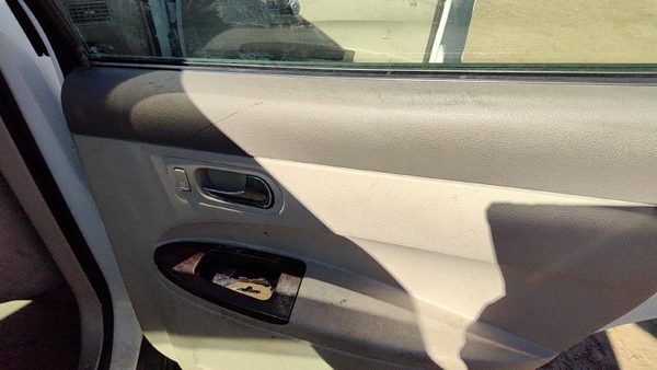 07 Lacrosse Passenger Right Rear Door Trim Panel With Switches Back Neutral 52B — photo 4