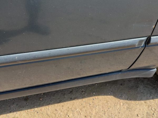 96-00 Civic Passenger Right Front Moulding From Door Oem Trim Strip Blue B-73M — photo 4