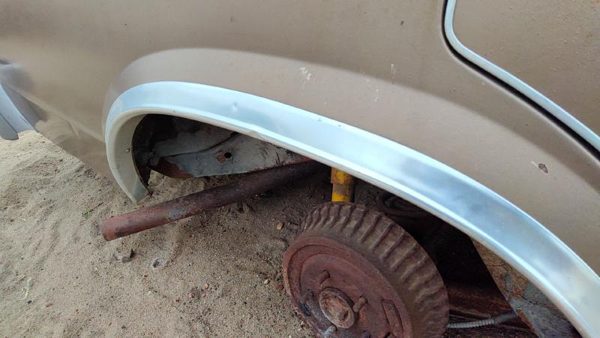 1978-1983 Chevy Malibu Passenger Right Rear Wheel Flare Moulding Oem Back — photo 6