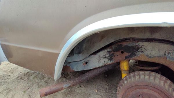 1978-1983 Chevy Malibu Passenger Right Rear Wheel Flare Moulding Oem Back — photo 8